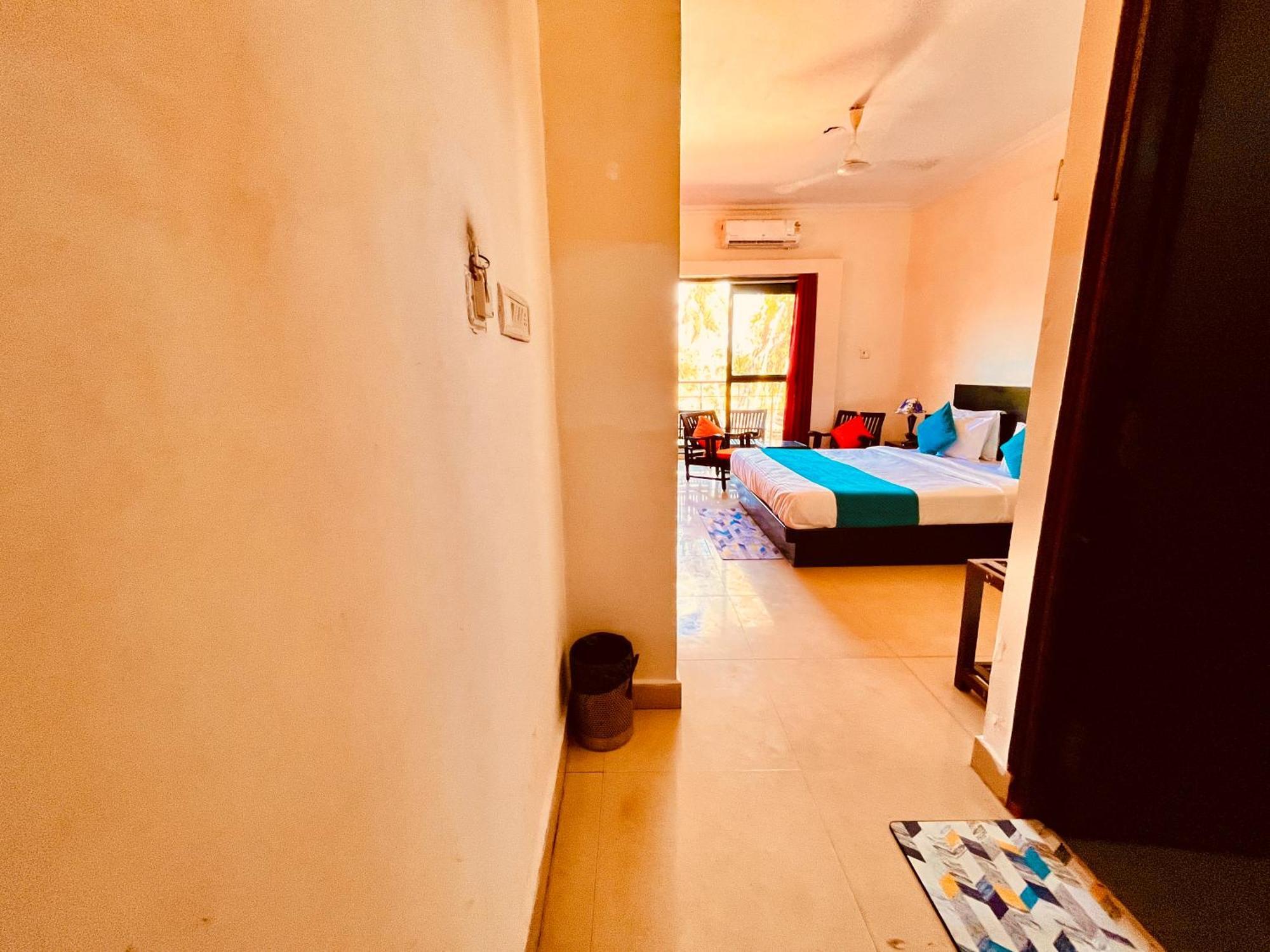 Summer Beach Resort, Goa - #Near Baga Beach #Swimming Pool #Garden #Bar #Lift #Premium Rooms #Property Of The Year #70565-84665 Calangute Zewnętrze zdjęcie