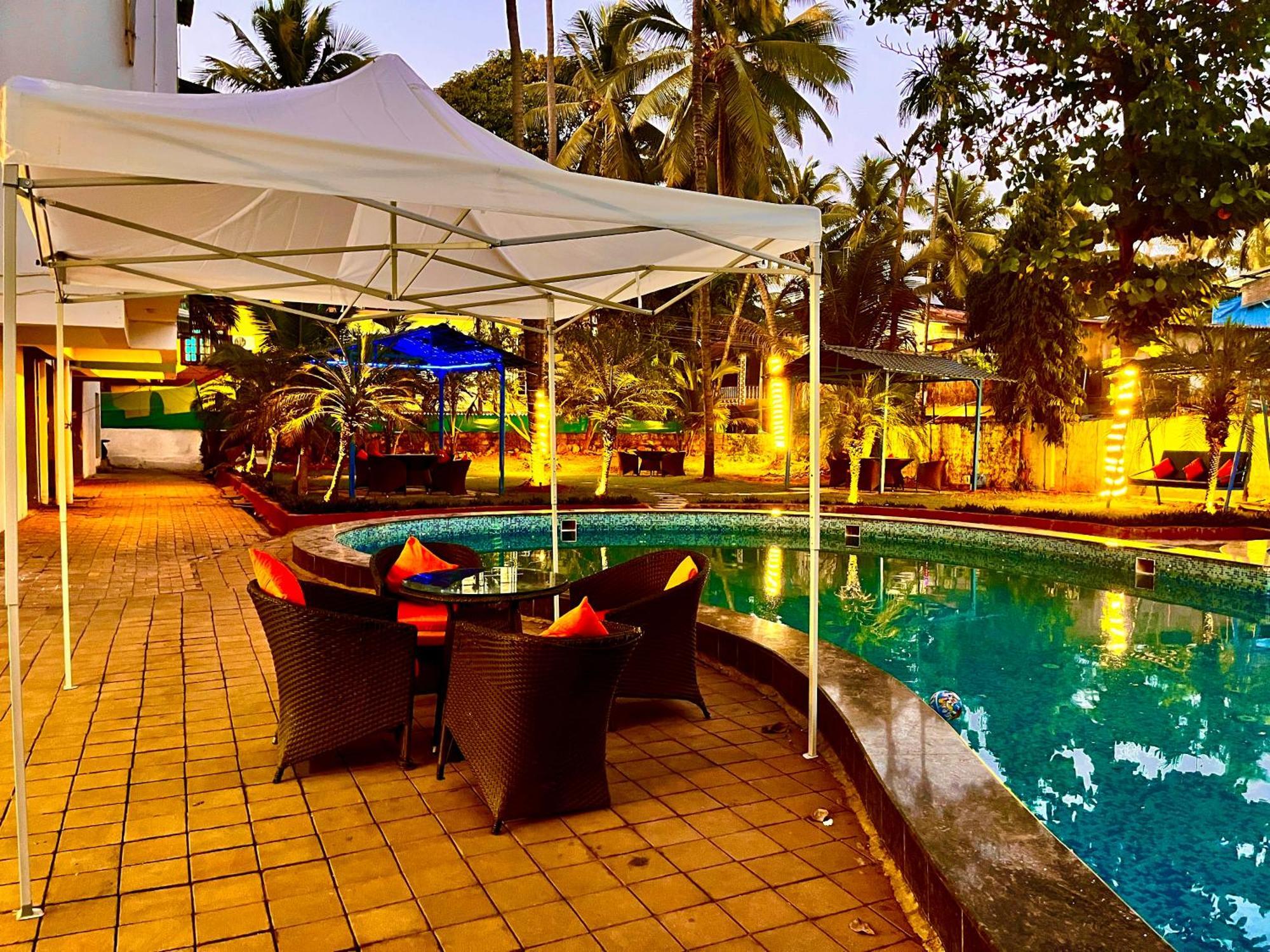 Summer Beach Resort, Goa - #Near Baga Beach #Swimming Pool #Garden #Bar #Lift #Premium Rooms #Property Of The Year #70565-84665 Calangute Zewnętrze zdjęcie