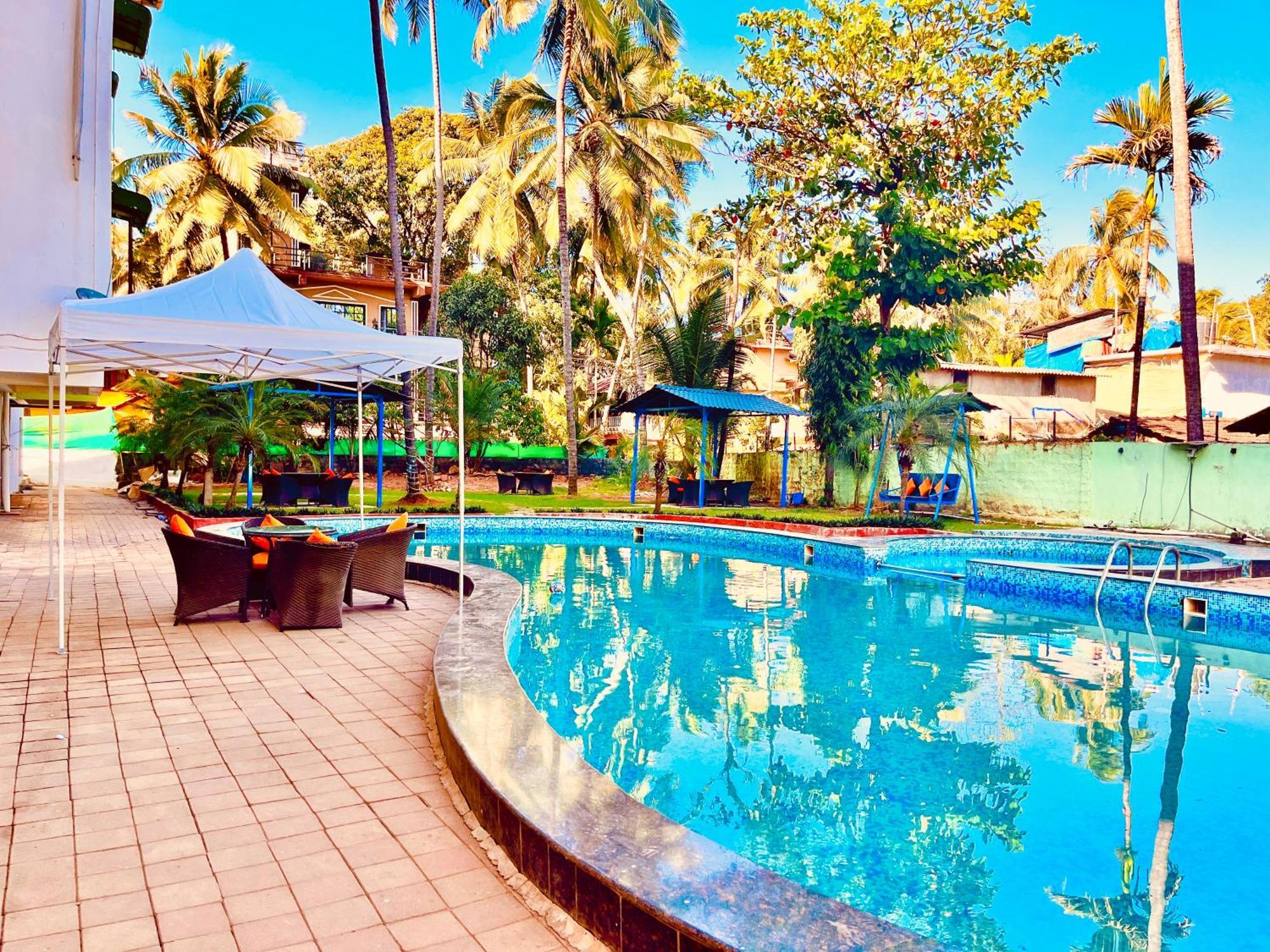 Summer Beach Resort, Goa - #Near Baga Beach #Swimming Pool #Garden #Bar #Lift #Premium Rooms #Property Of The Year #70565-84665 Calangute Zewnętrze zdjęcie